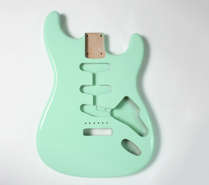Göldo Strat-Shape Body / SSS / Alder / surf green