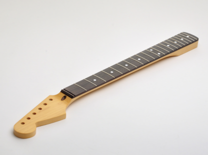 Göldo Modern Vintage Neck / Strat-Shape / Finished / 12" rosewood reverse head stock