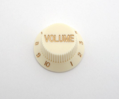 Göldo Strat-Type Potknob / Plastic / aged white volume