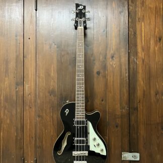 Duesenberg Starplayer Bass Black / DBB-BK (brugt, årgang 2011).