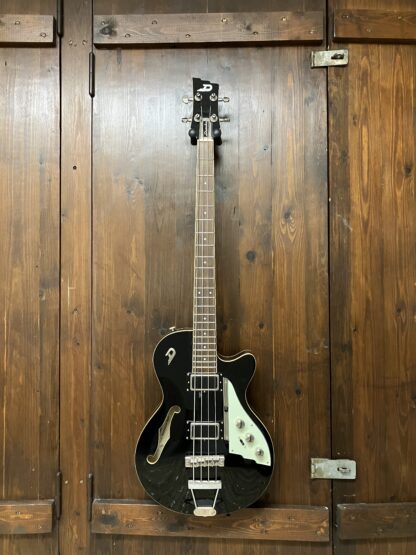 Duesenberg Starplayer Bass Black / DBB-BK (brugt, årgang 2011).