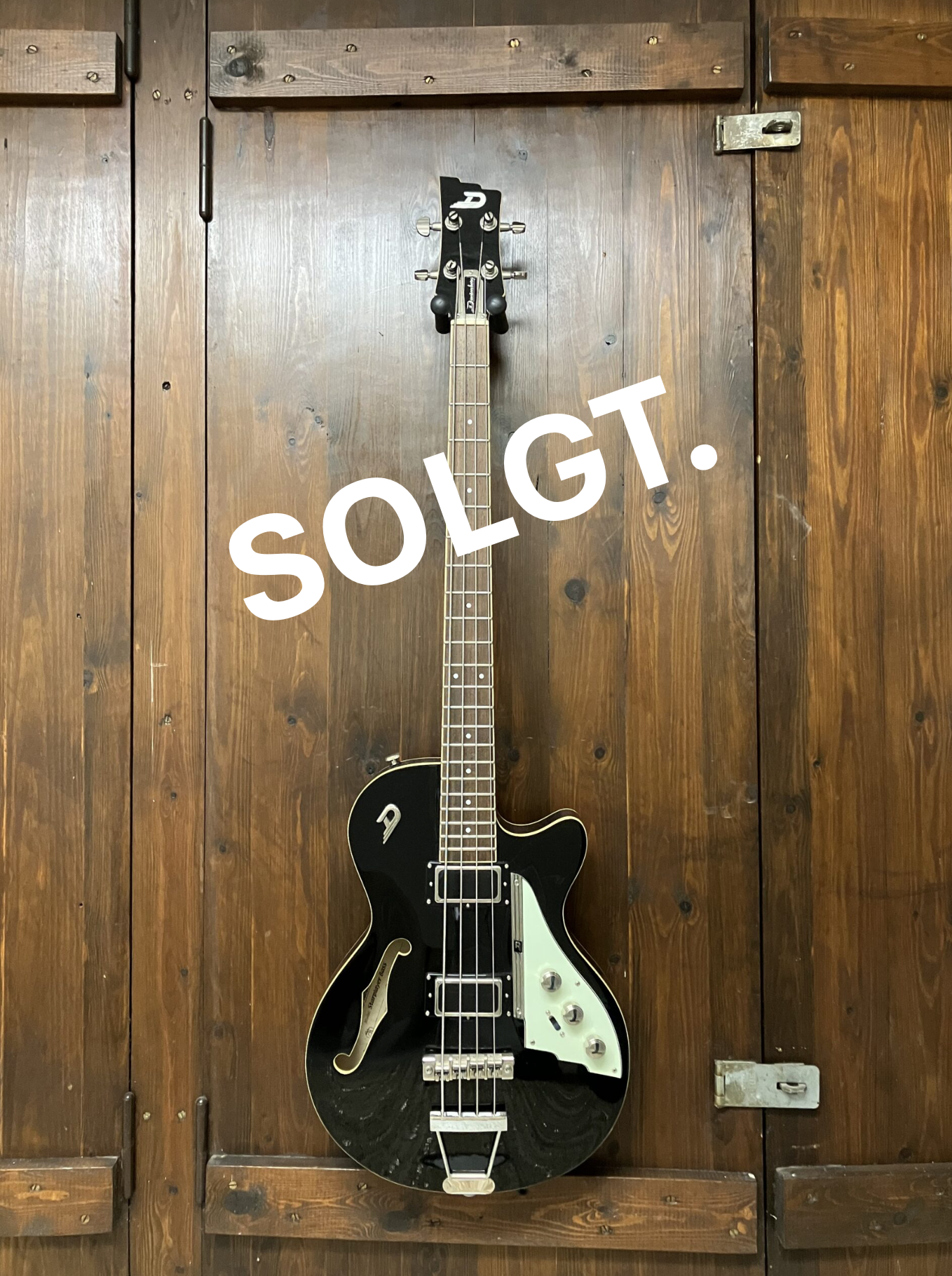 Duesenberg Starplayer Bass Black / DBB-BK (brugt, årgang 2011). SOLGT