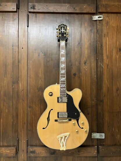 Washburn J6 Montgomery Maple (brugt årgang ca 1990).