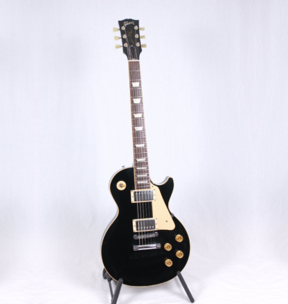 Gibson Les Paul Standard ebony black (brugt årgang 1997). SOLGT