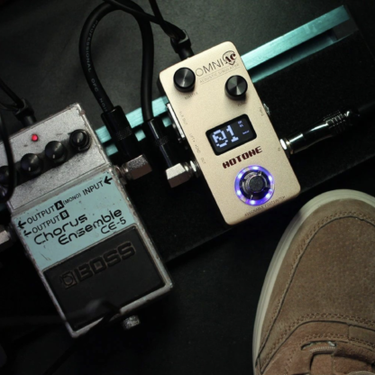 Hotone Omni 5 Acoustic Simulator & Linedriver (brugt). - Image 6