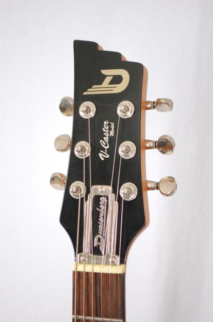 Duesenberg V-Caster Blue Sparkle Tremolo (brugt årg. 2001) SOLGT - Image 5