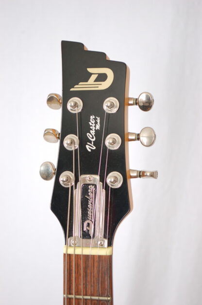 Duesenberg V-Caster Surf Green Tremolo (brugt årg. 2001) - Image 4