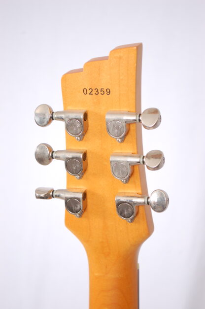 Duesenberg V-Caster Surf Green Tremolo (brugt årg. 2001) - Image 6