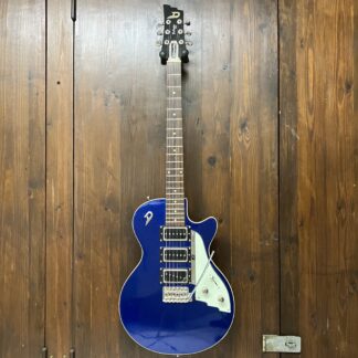 Duesenberg V-Caster Blue Sparkle Tremolo (brugt årg. 2001) SOLGT
