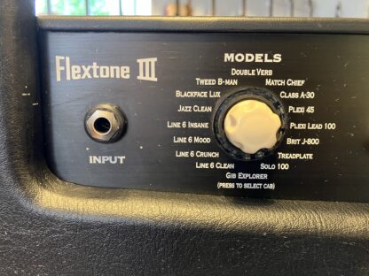 LINE6 Flextone III 75-Watt 1x12" Digital Modeling Guitar Combo (brugt) - Image 5