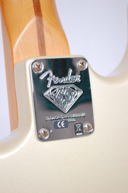 Fender 60th Anniversary Maple Neck Stratocaster - Blizzard Pearl (brugt årg. 2006). SOLGT - Image 4