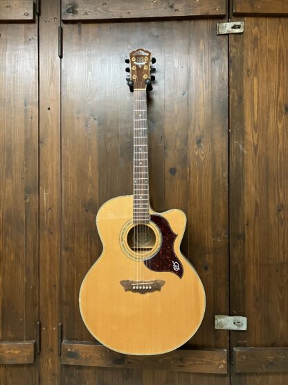 Washburn Jumbo 28SCEDL (brugt)