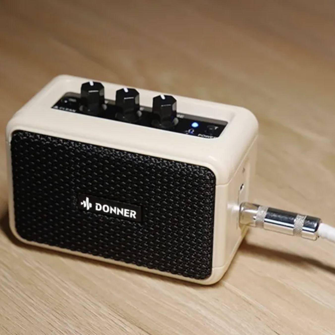 Donner DA-10B guitarforstærker vintage white - Billede 3