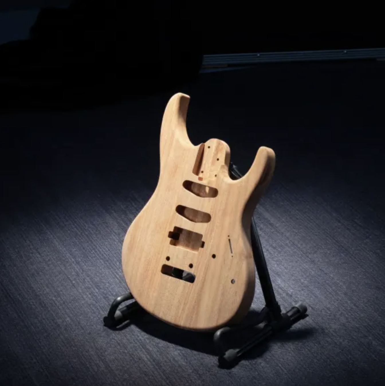 Donner DST-700 el-guitar gold m. gigbag - Billede 4