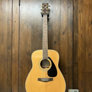 Yamaha FG433S Solid Spruce Top Dreadnought (brugt)